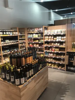 552-biocoop-salagou-magasin-bio-cave-vin-rose-blanc-rouge.webp