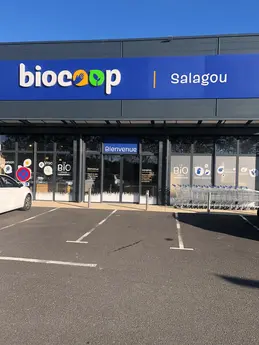 552-biocoop-salagou-magasin-bio-devanture.webp
